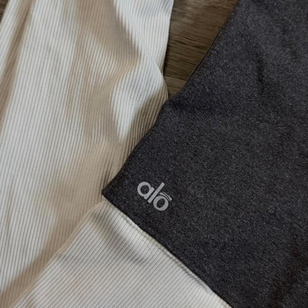 Alo yoga goddess ribbed legging